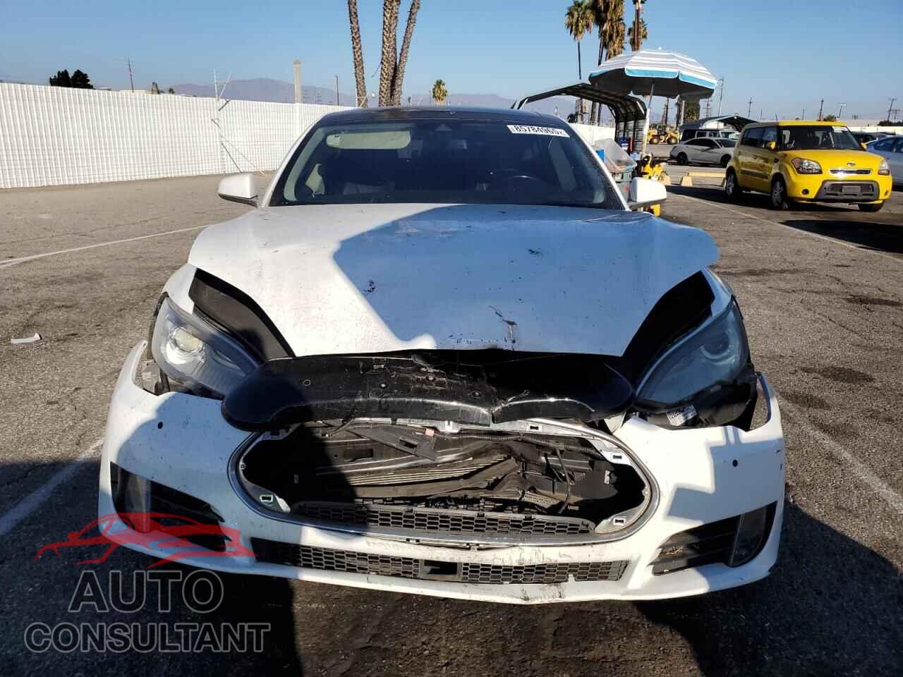 TESLA MODEL S 2016 - 5YJSA1E18GF130665