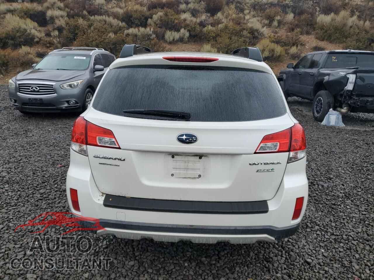SUBARU OUTBACK 2013 - 4S4BRBCC5D3232402