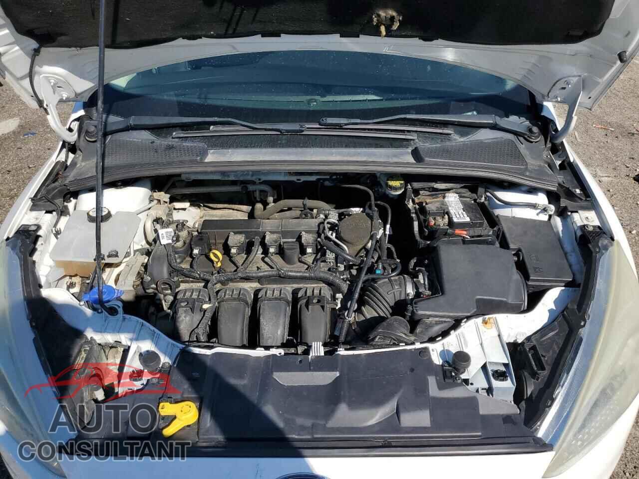 FORD FOCUS 2015 - 1FADP3F23FL263961