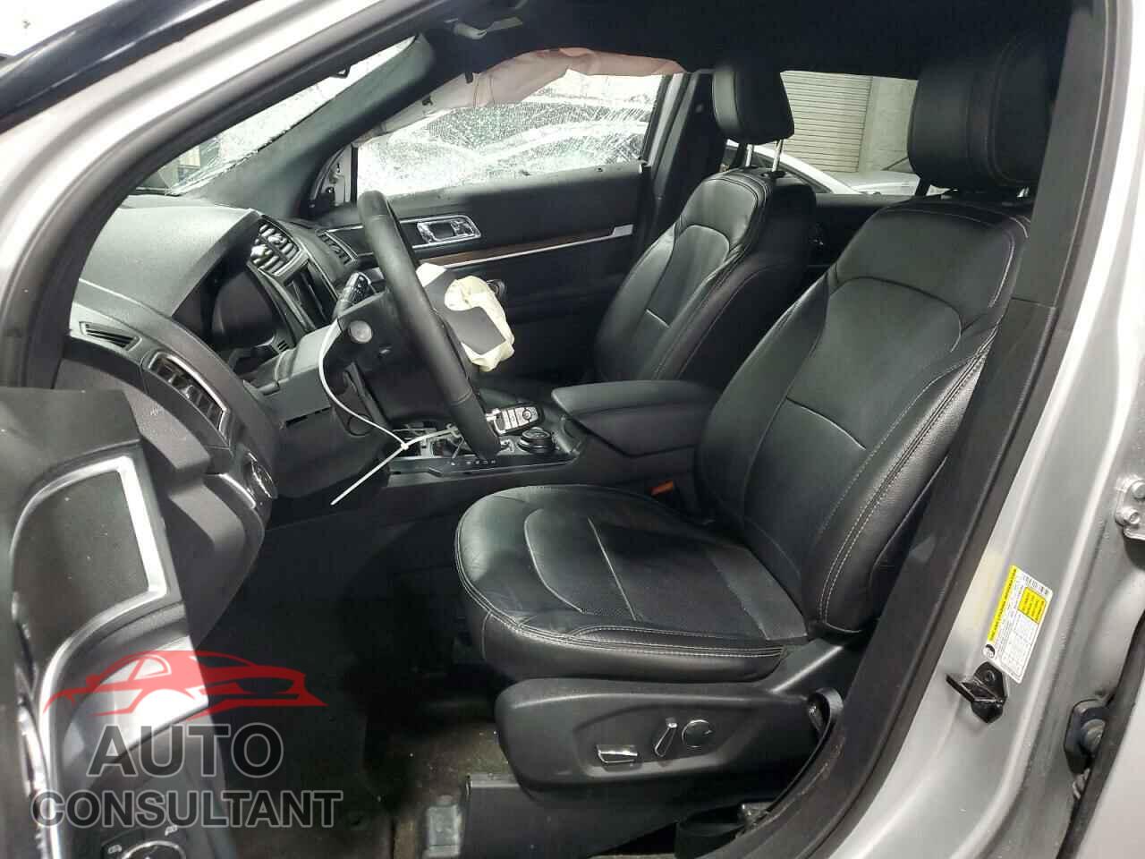FORD EXPLORER 2018 - 1FM5K8F88JGA85573