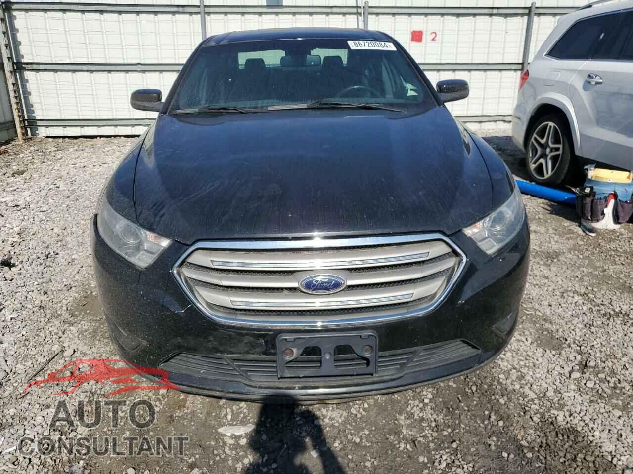 FORD TAURUS 2015 - 1FAHP2E87FG161055
