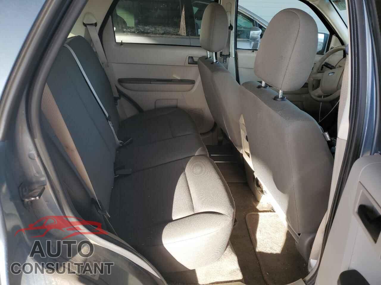FORD ESCAPE 2011 - 1FMCU9C73BKC69689