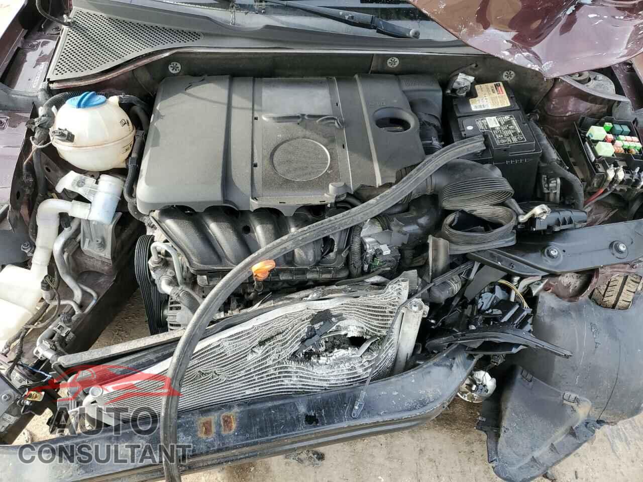 VOLKSWAGEN PASSAT 2013 - 1VWAP7A31DC032152