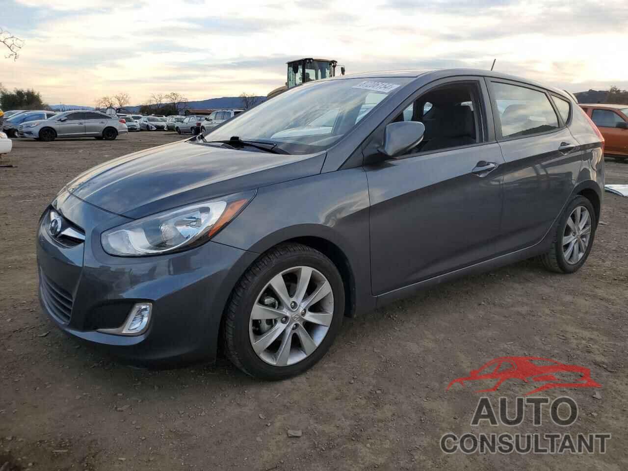 HYUNDAI ACCENT 2013 - KMHCU5AE6DU078639