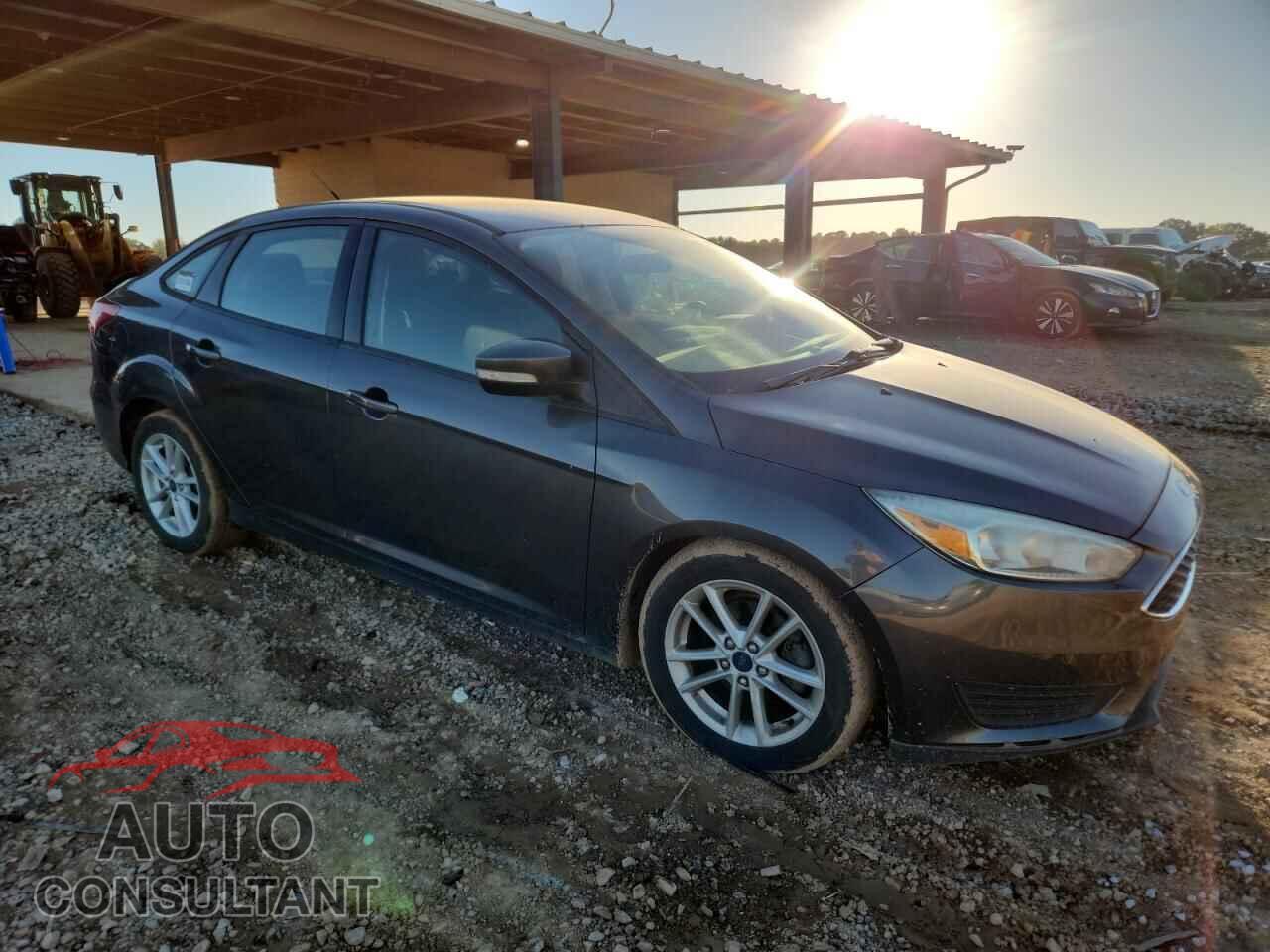 FORD FOCUS 2015 - 1FADP3F26FL214799