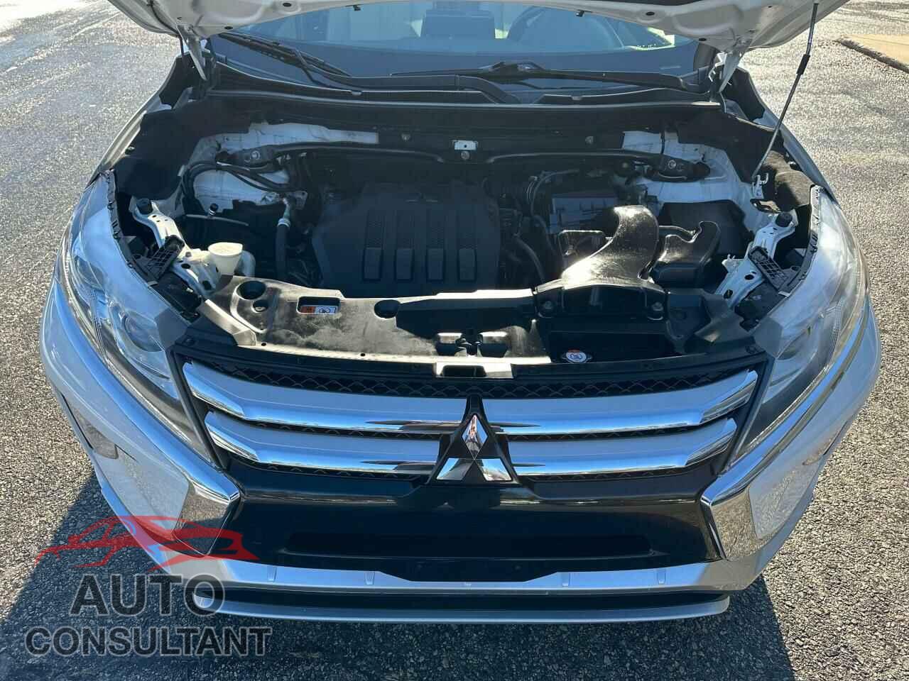 MITSUBISHI ECLIPSE 2018 - JA4AT5AA5JZ038864