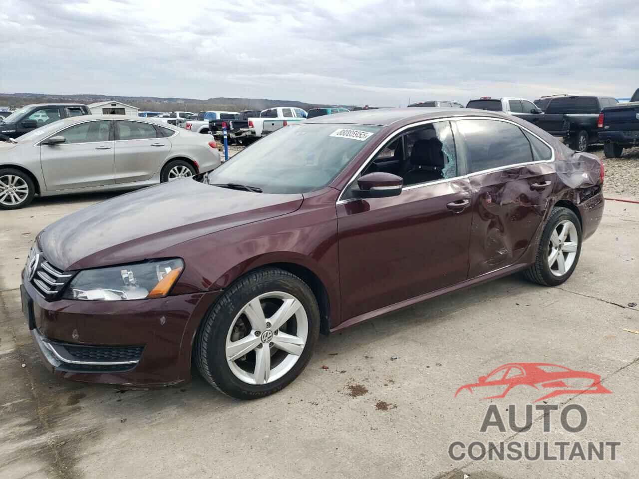 VOLKSWAGEN PASSAT 2013 - 1VWBP7A32DC084183