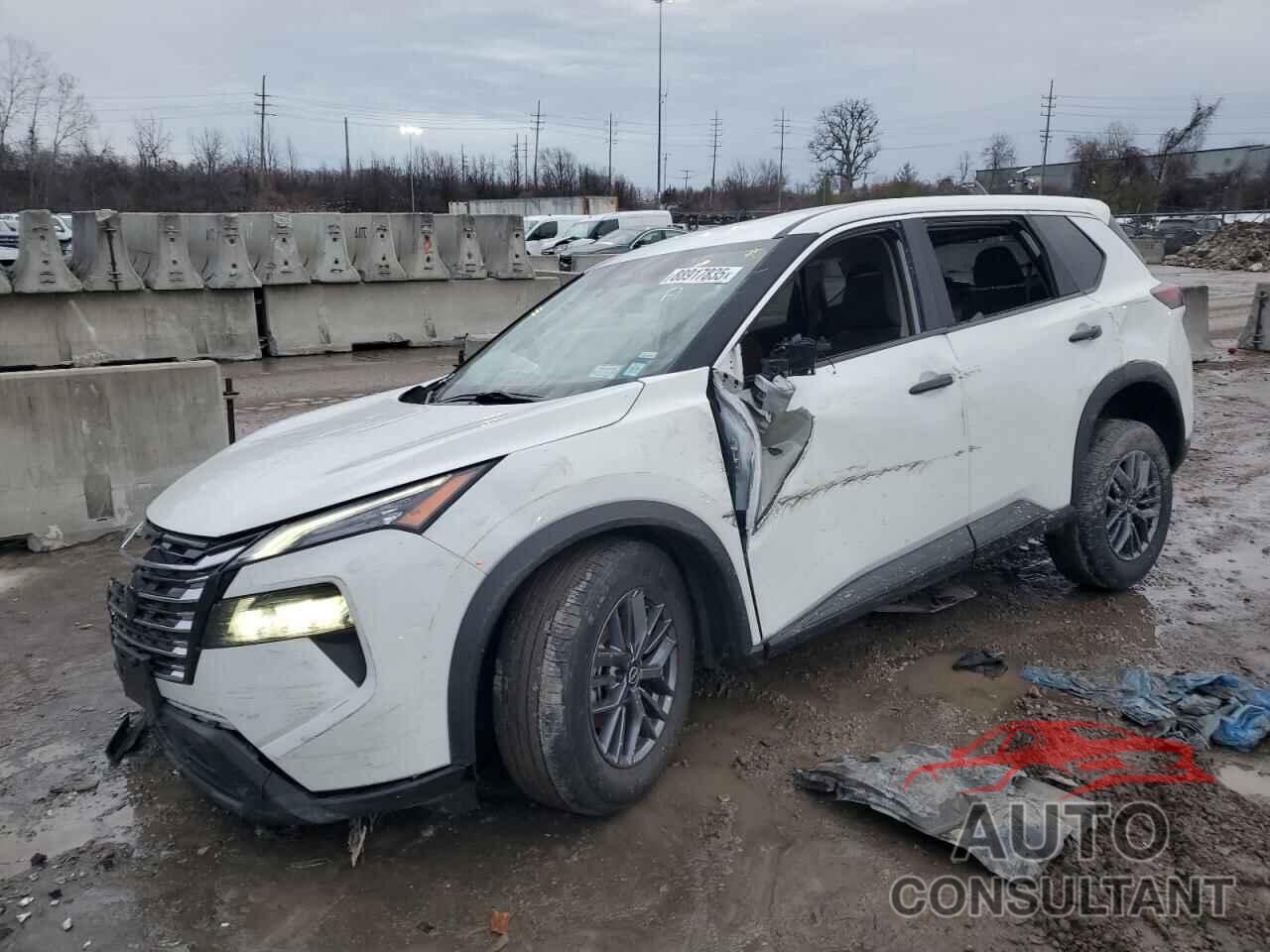 NISSAN ROGUE 2024 - 5N1BT3AB7RC729279