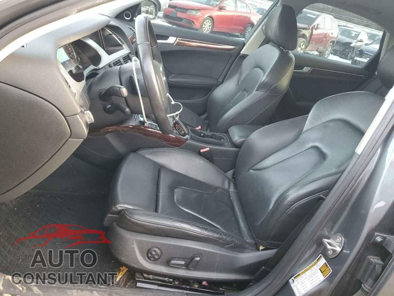 AUDI A4 2012 - WAUFFAFL7CA084460