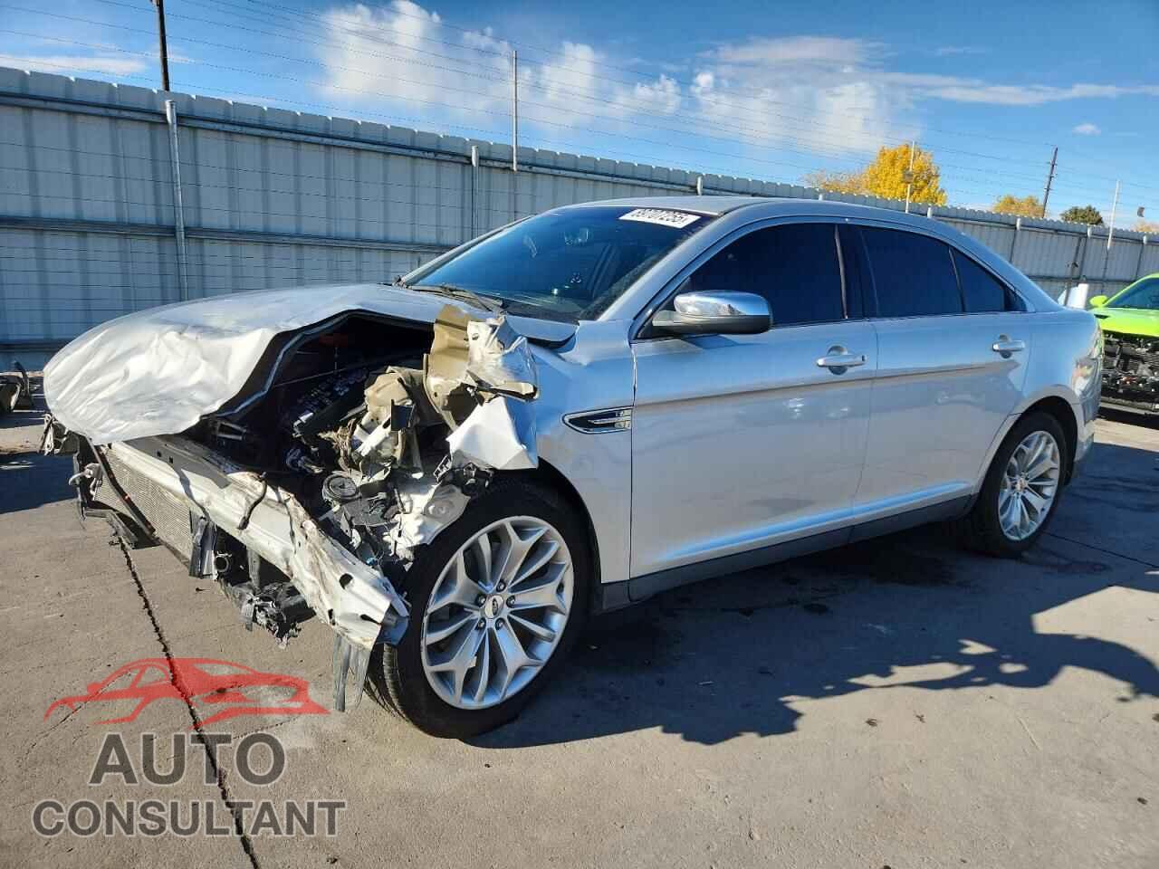 FORD TAURUS 2015 - 1FAHP2F89FG118707
