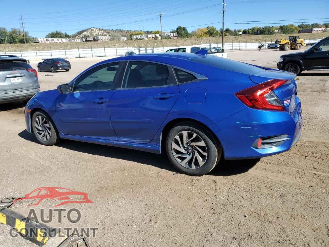 HONDA CIVIC 2018 - 2HGFC2F75JH585075