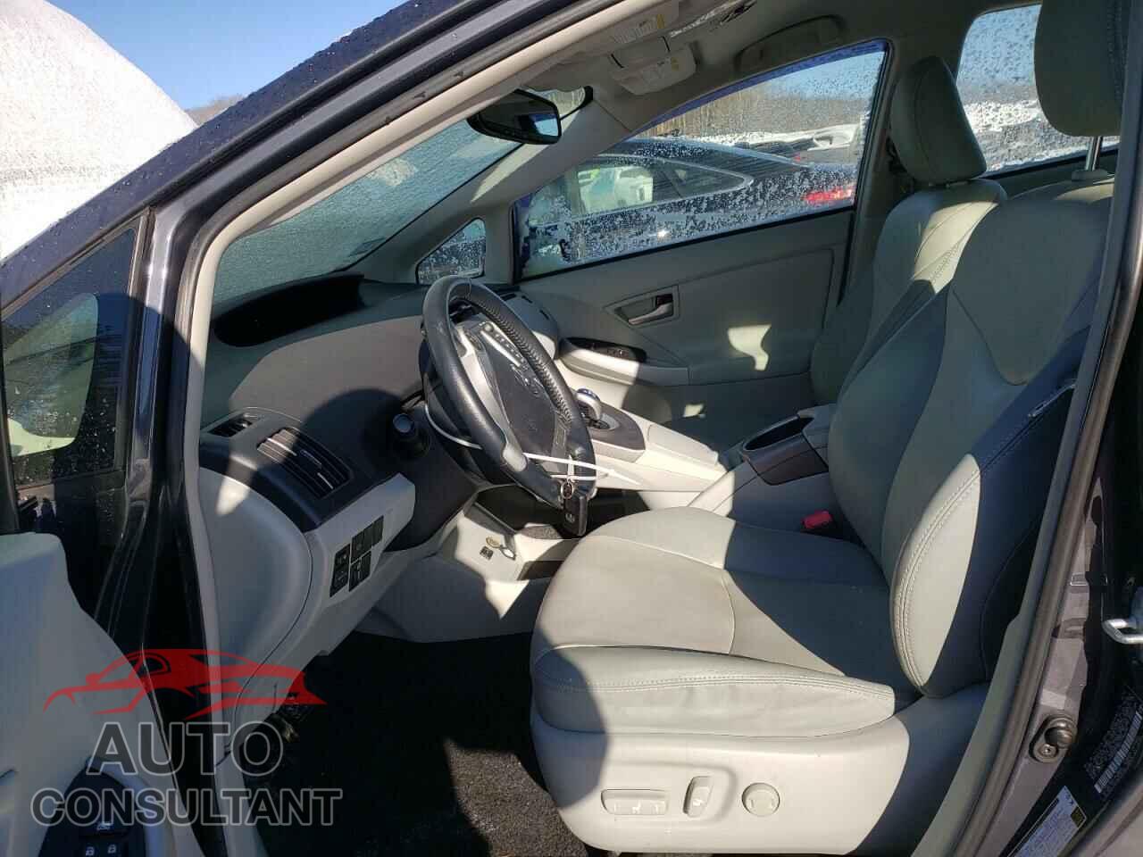 TOYOTA PRIUS 2013 - JTDKN3DU0D1616631
