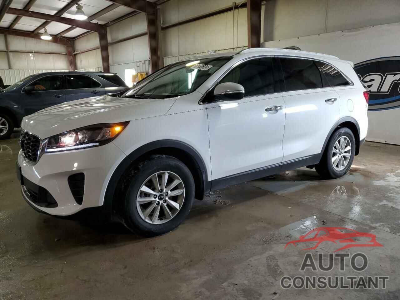 KIA SORENTO 2019 - 5XYPG4A32KG607802