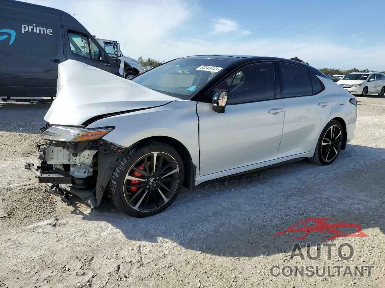 TOYOTA CAMRY 2018 - 4T1B61HK4JU010328