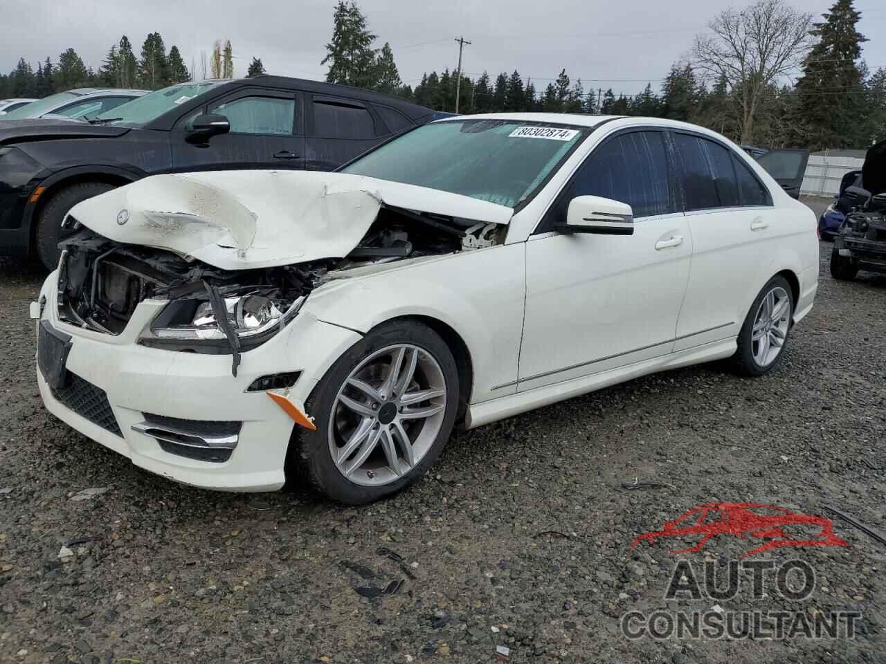 MERCEDES-BENZ C-CLASS 2012 - WDDGF8BBXCA701515