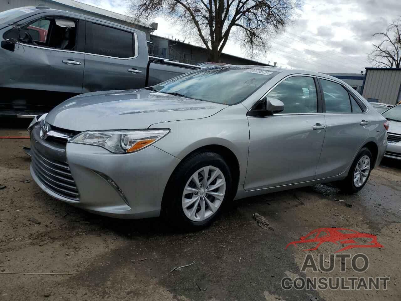 TOYOTA CAMRY 2015 - 4T4BF1FK3FR486263