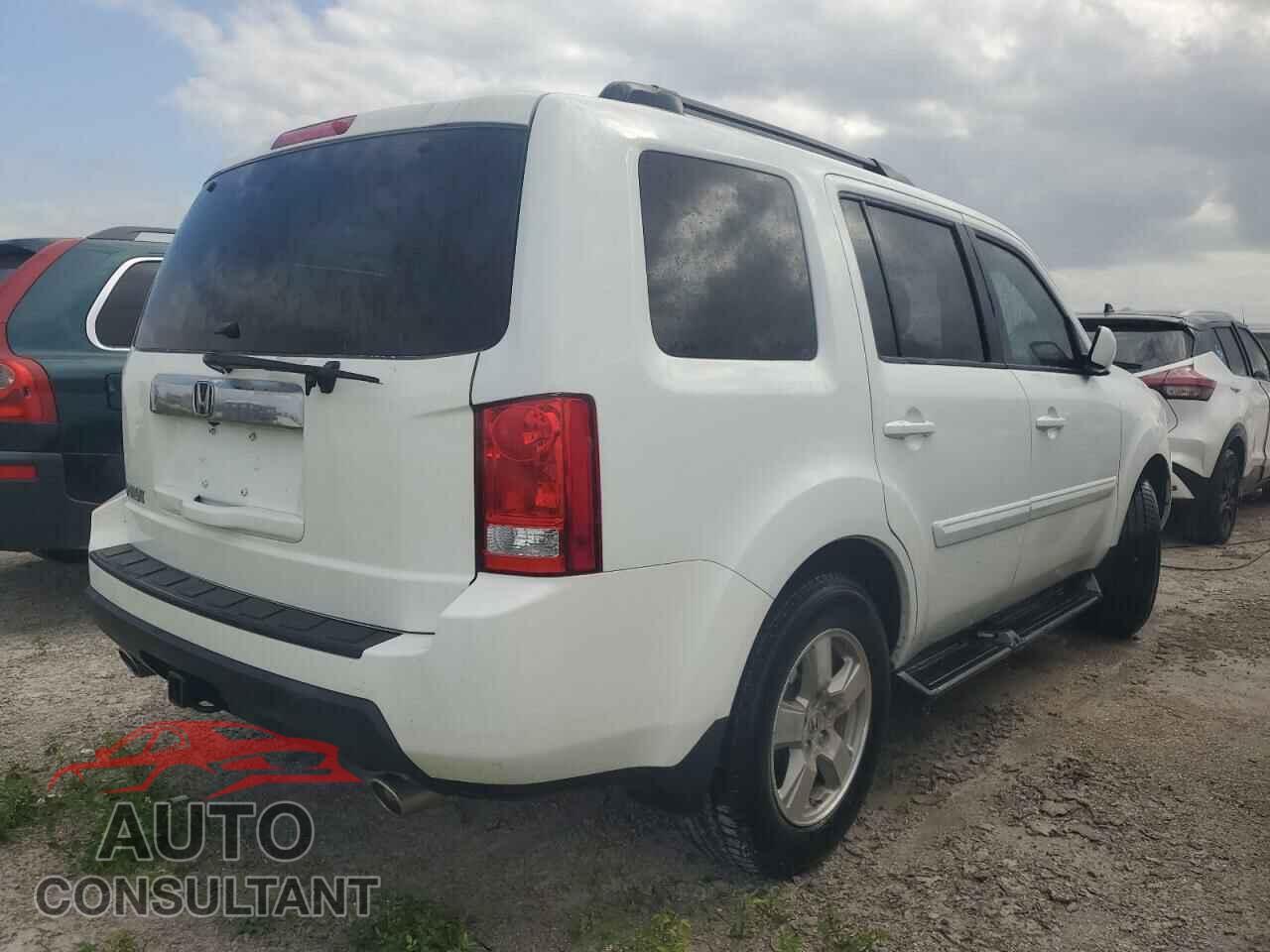 HONDA PILOT 2011 - 5FNYF3H74BB044995