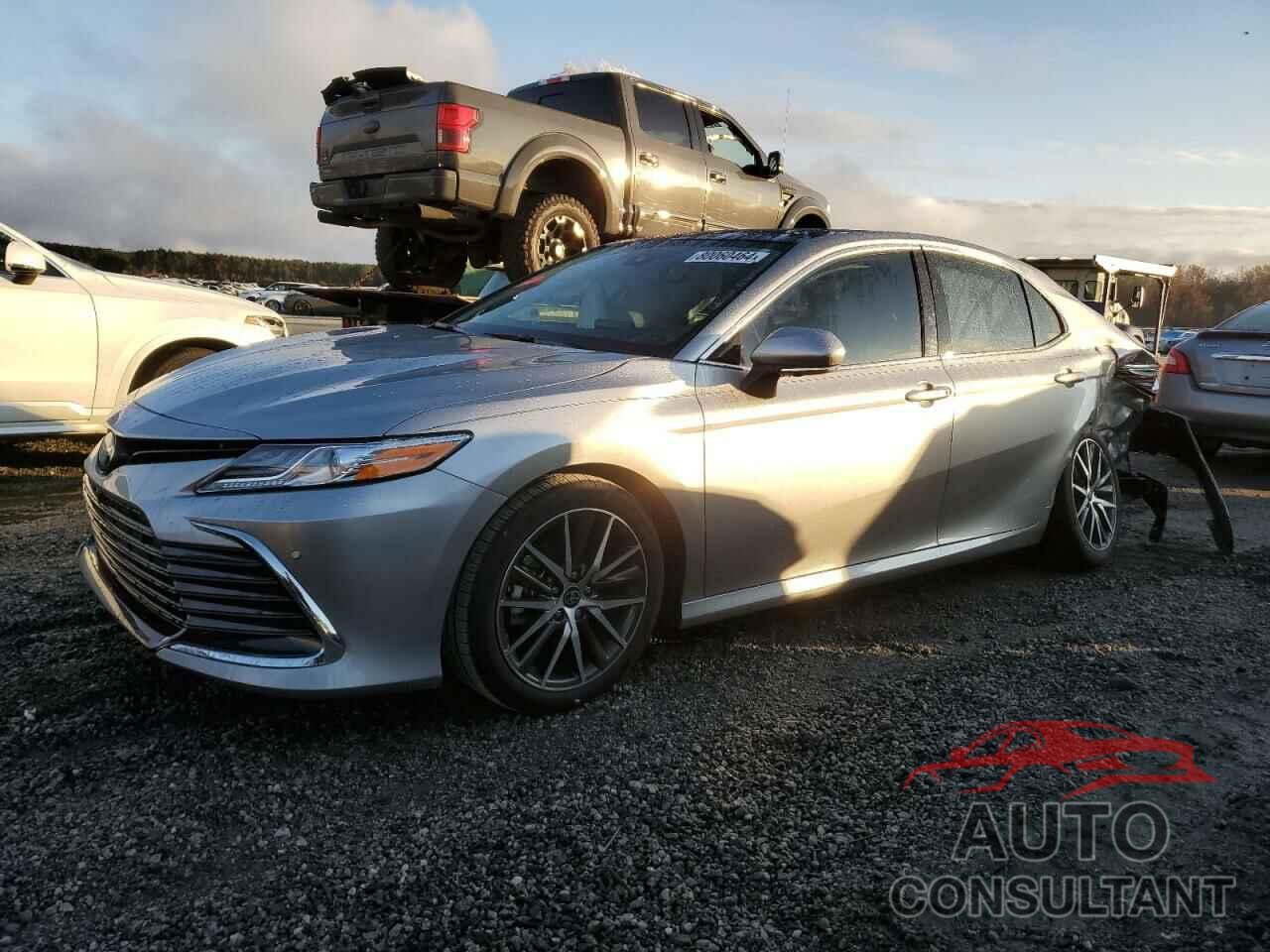 TOYOTA CAMRY 2024 - 4T1F11AK1RU874372