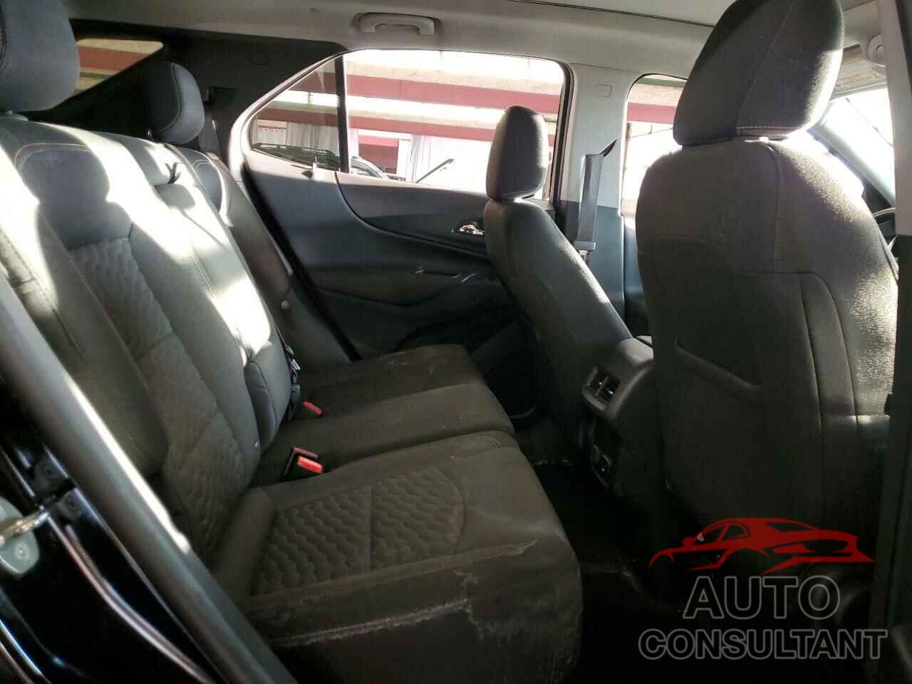 CHEVROLET EQUINOX 2018 - 3GNAXJEV7JL289836