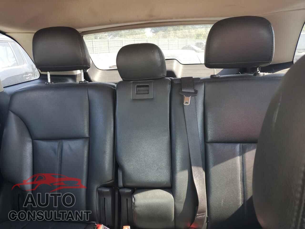 FORD EDGE 2011 - 2FMDK3GC6BBA18402