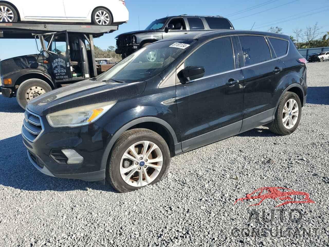 FORD ESCAPE 2017 - 1FMCU0GD1HUE84853