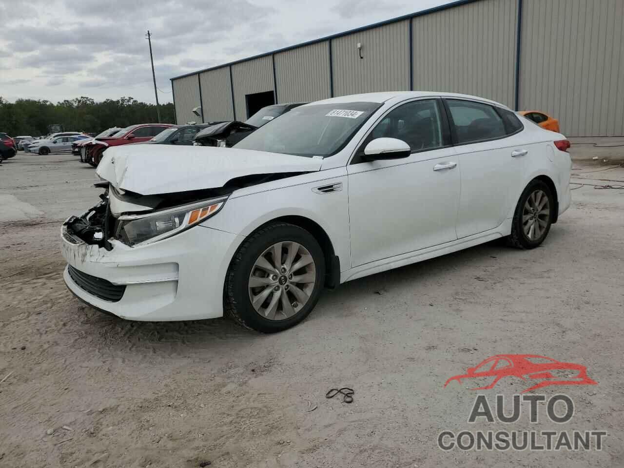 KIA OPTIMA 2018 - 5XXGT4L36JG255187