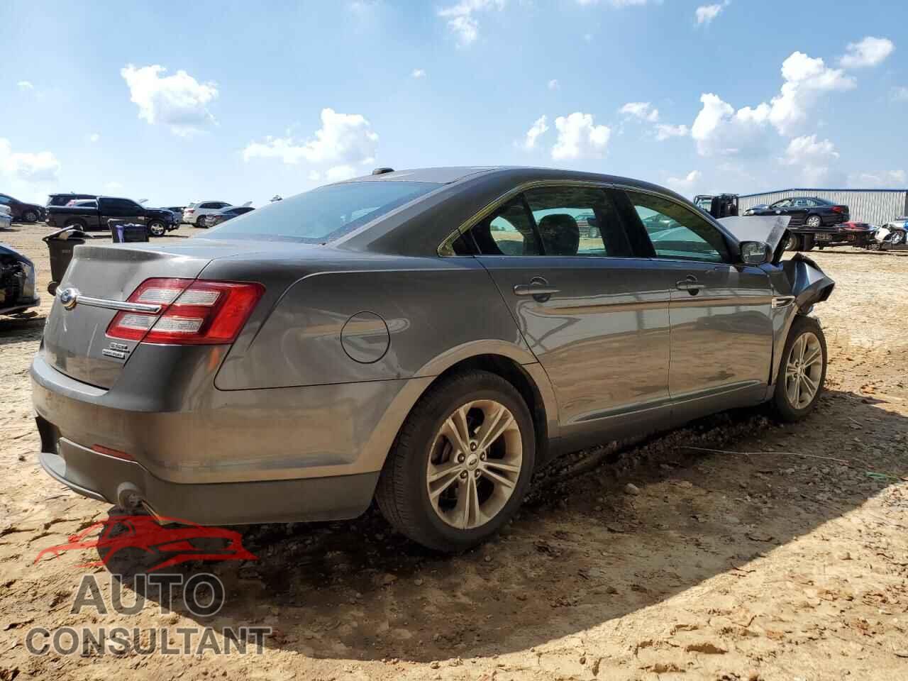 FORD TAURUS 2014 - 1FAHP2E88EG143159