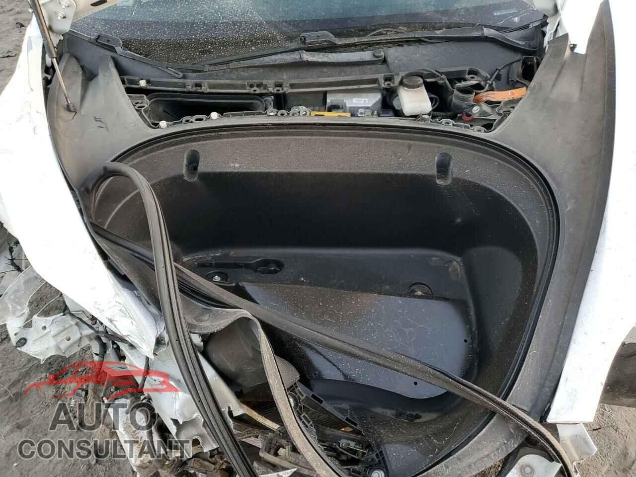 TESLA MODEL 3 2018 - 5YJ3E1EA2JF049175