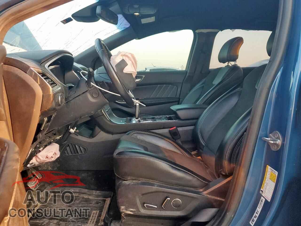 FORD EDGE 2019 - 2FMPK4AP7KBB27465