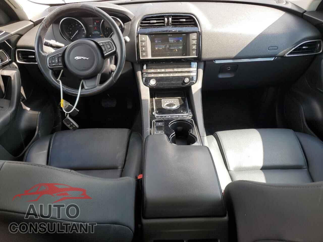 JAGUAR F-PACE 2017 - SADCS2BV0HA054940