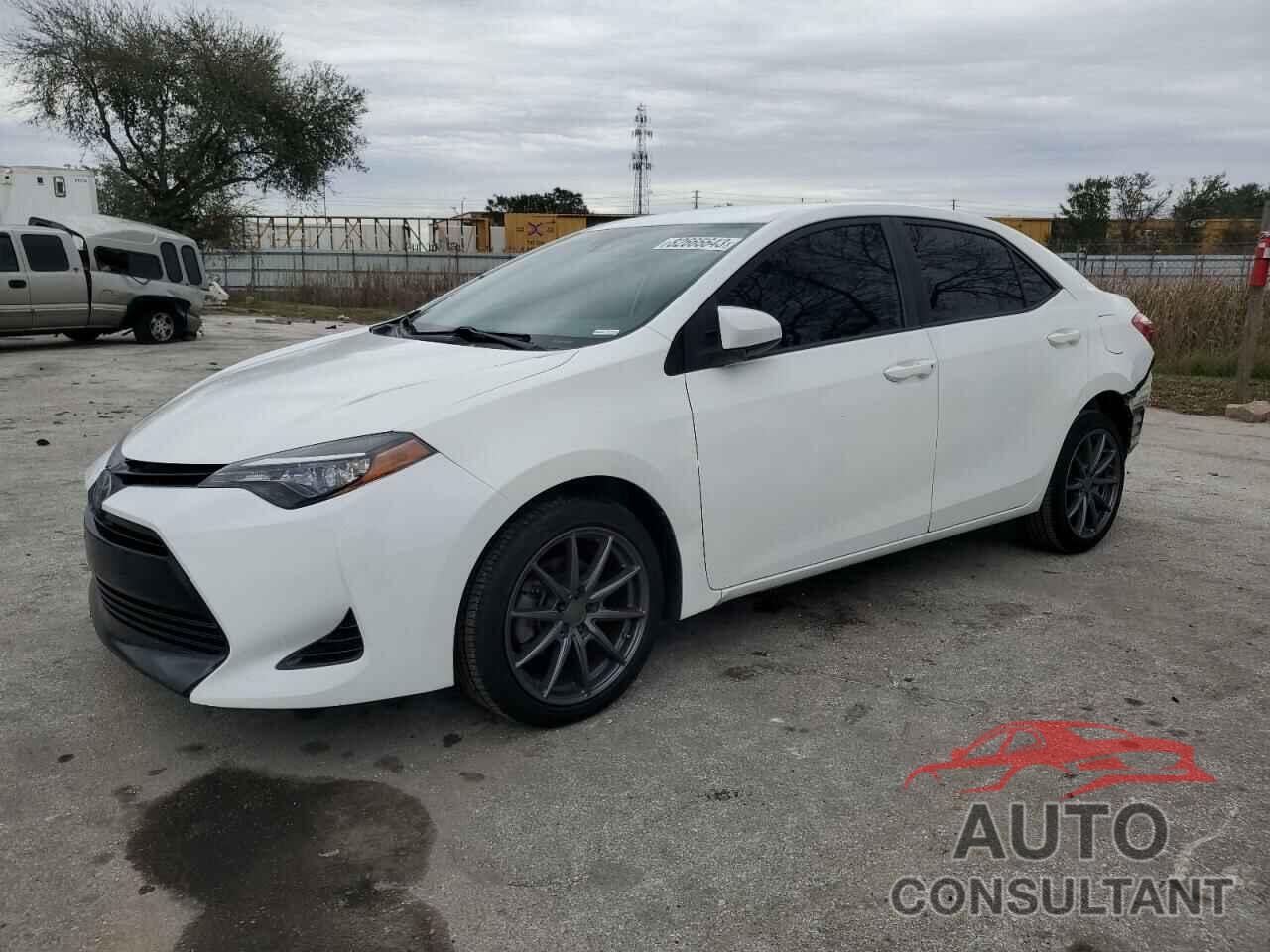 TOYOTA COROLLA 2017 - 5YFBURHE2HP584629