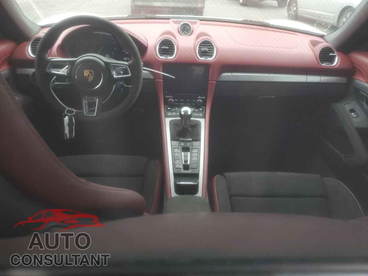PORSCHE BOXSTER 2021 - WP0CC2A8XMS240820