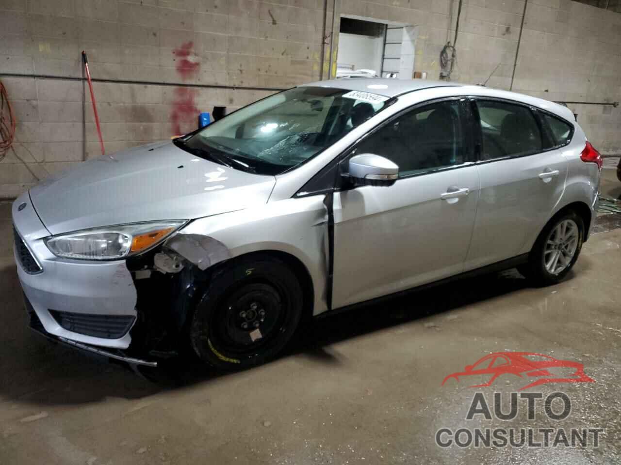 FORD FOCUS 2015 - 1FADP3K21FL326996