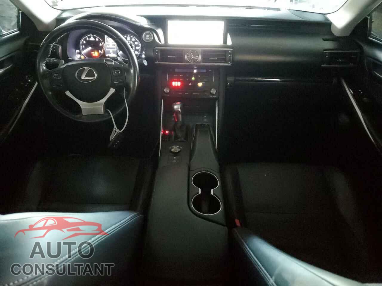 LEXUS IS 2017 - JTHBA1D21H5047252