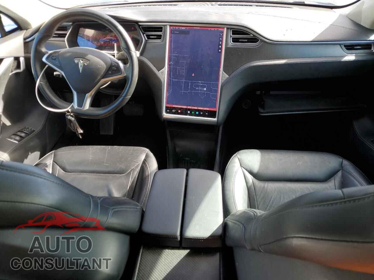 TESLA MODEL S 2015 - 5YJSA1E25FF106881