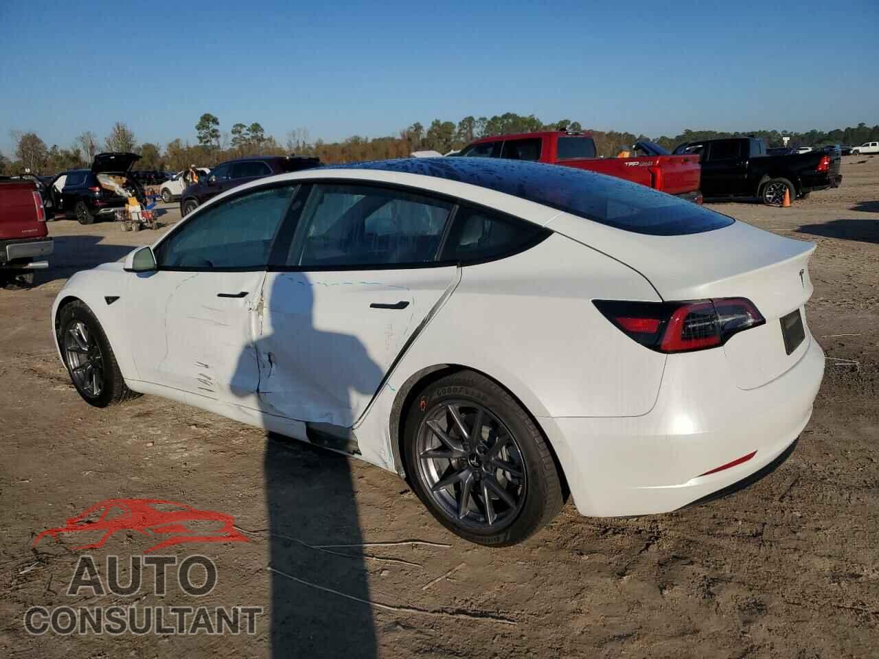 TESLA MODEL 3 2021 - 5YJ3E1EA7MF060547