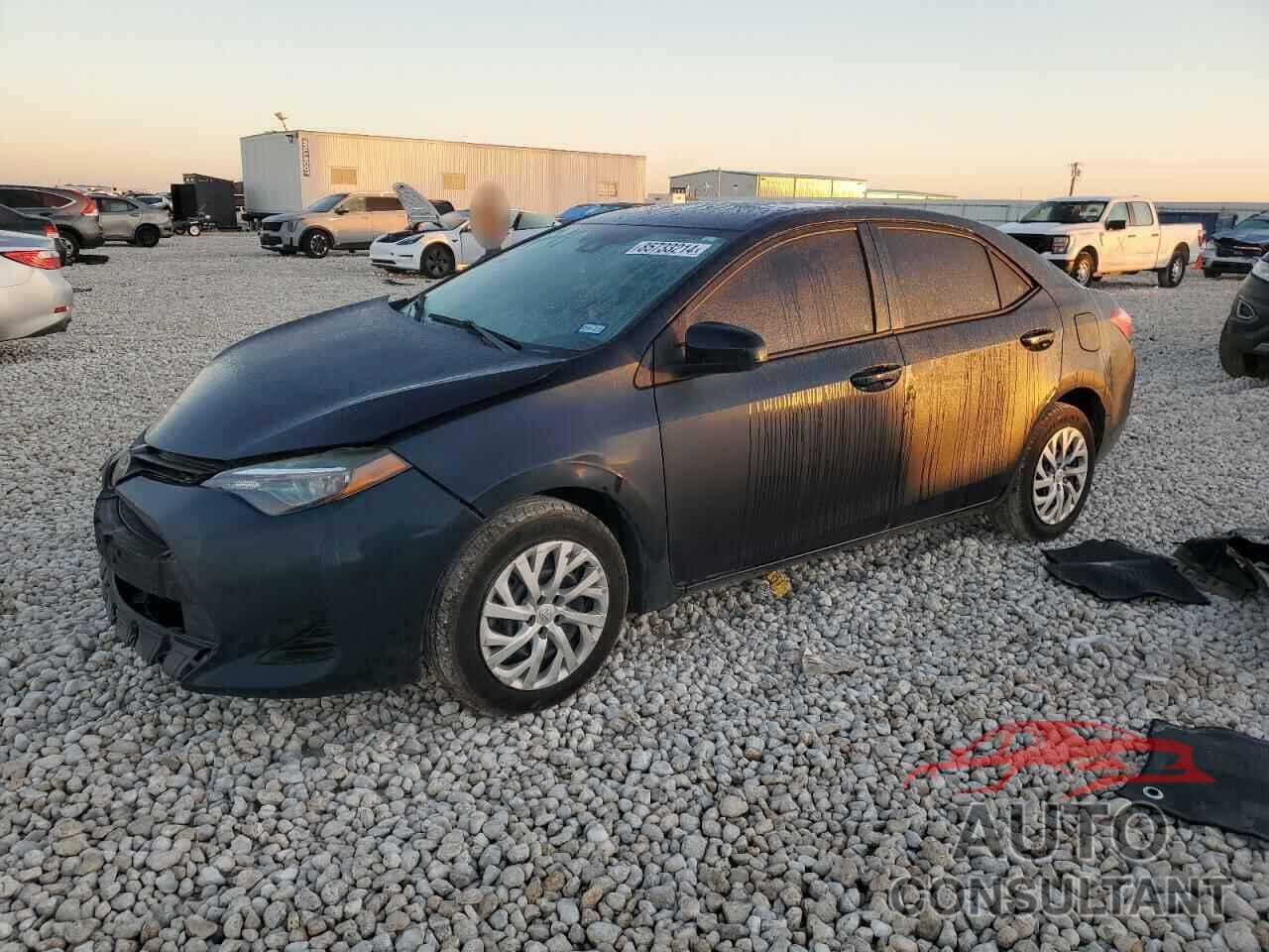 TOYOTA COROLLA 2019 - 5YFBURHE3KP887300