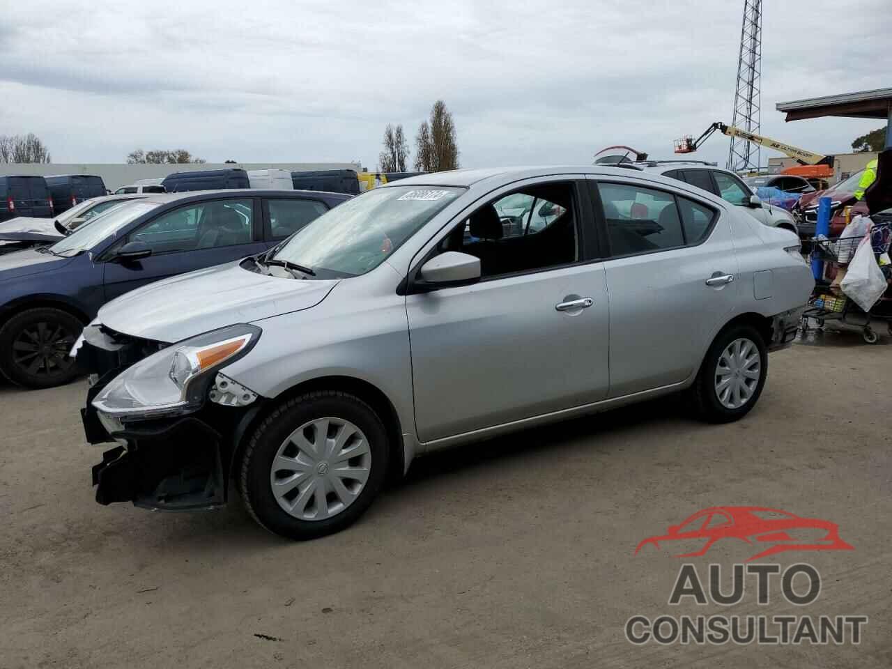 NISSAN VERSA 2019 - 3N1CN7AP0KL811339