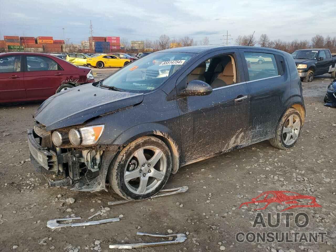 CHEVROLET SONIC 2012 - 1G1JE6SH5C4204147