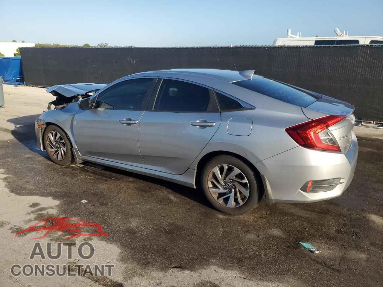 HONDA CIVIC 2017 - 19XFC2F78HE022476