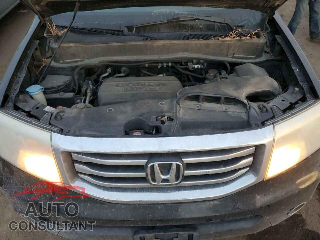 HONDA PILOT 2013 - 5FNYF4H68DB004368