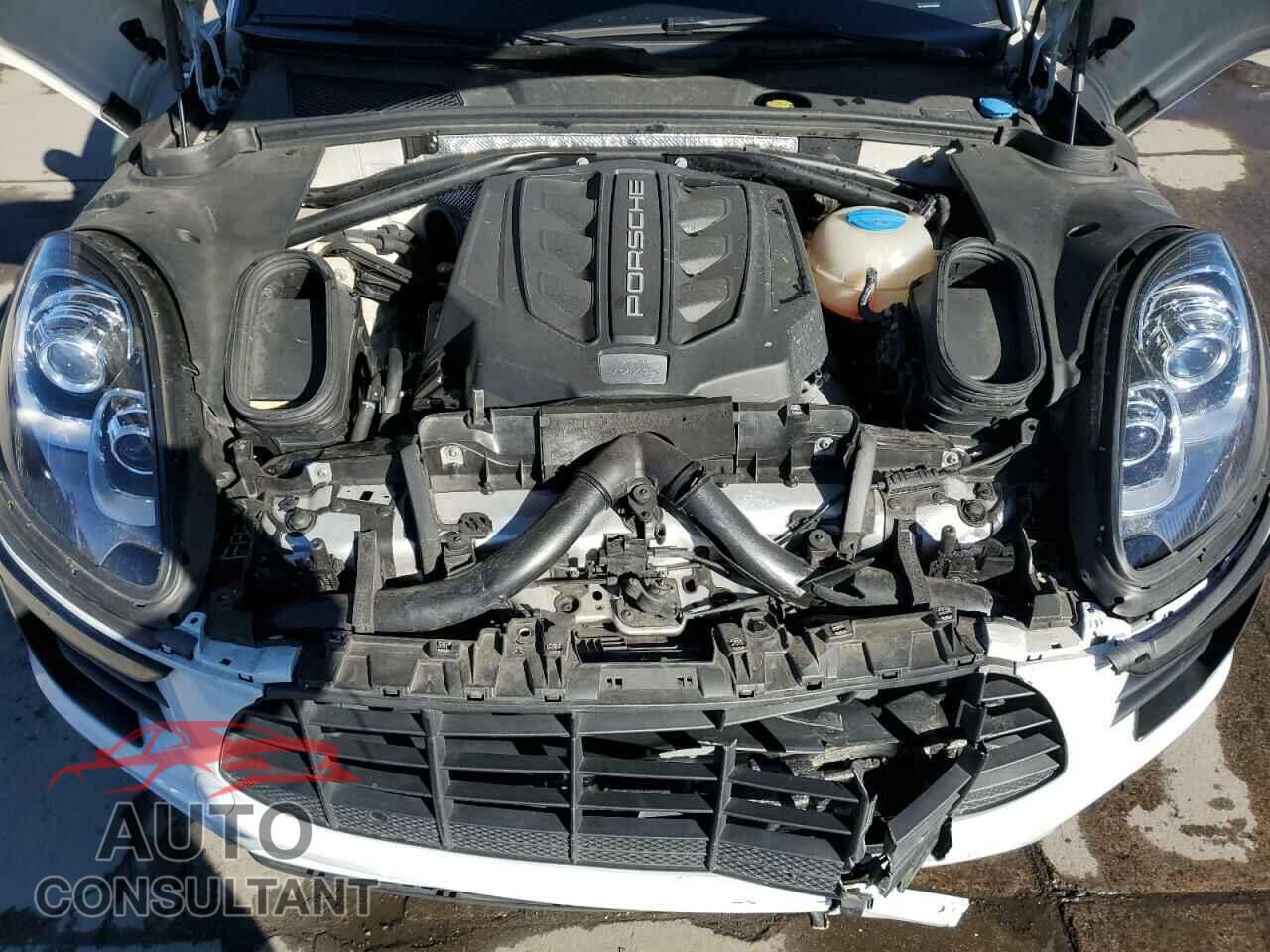 PORSCHE MACAN 2016 - WP1AB2A50GLB41209