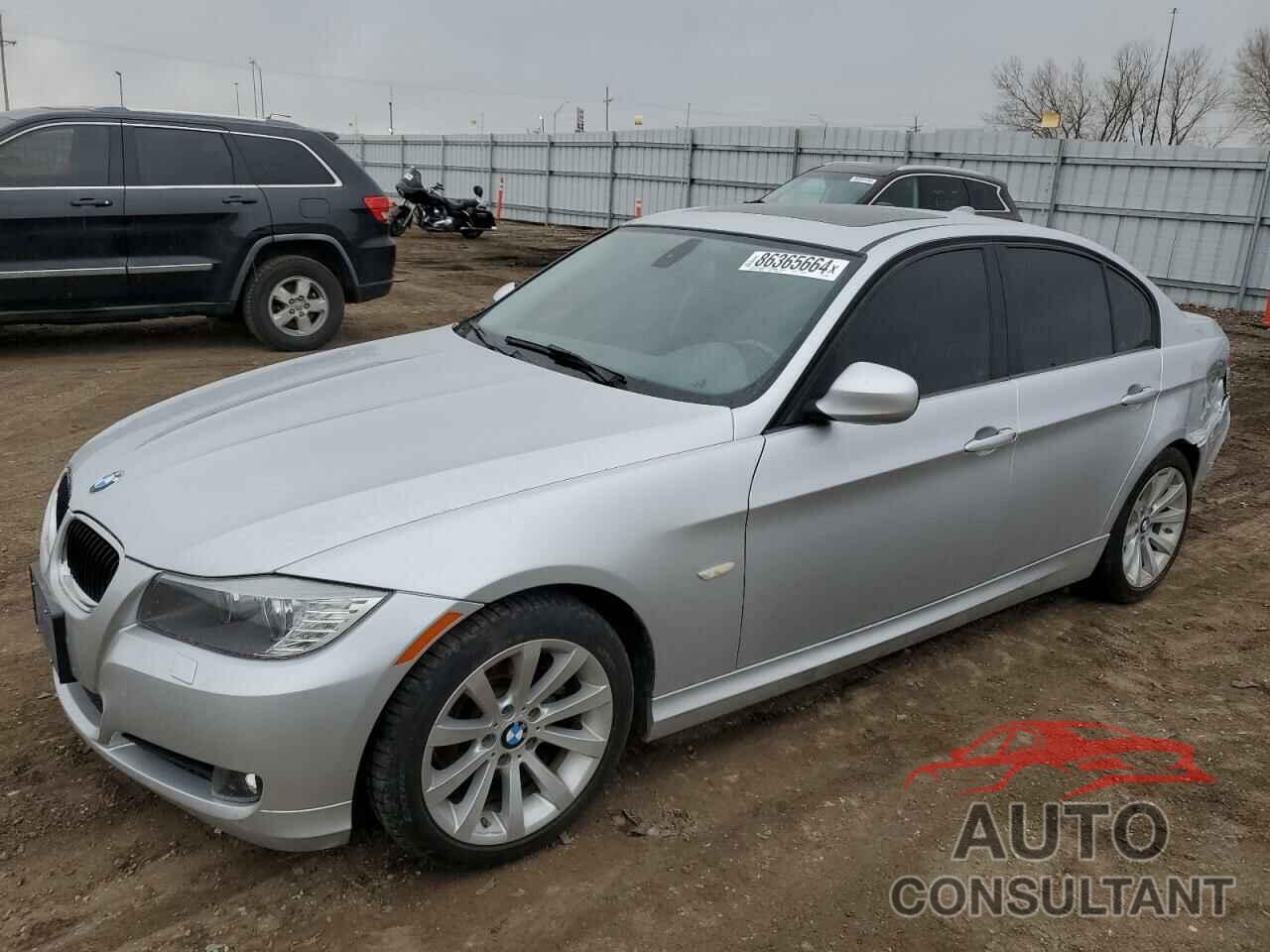 BMW 3 SERIES 2011 - WBAPH7G52BNN06322