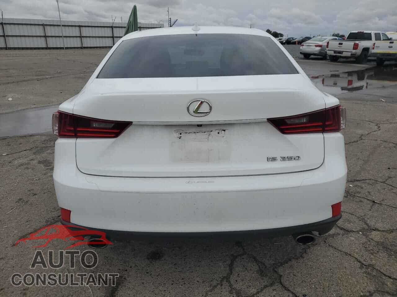 LEXUS IS 2014 - JTHBF1D22E5041909