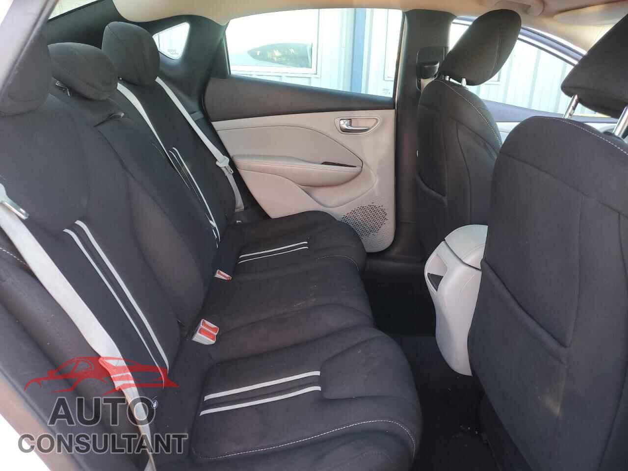DODGE DART 2013 - 1C3CDFBA8DD338937