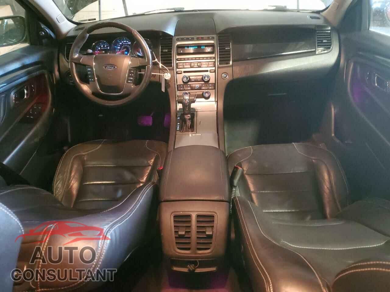 FORD TAURUS 2011 - 1FAHP2FW2BG175100