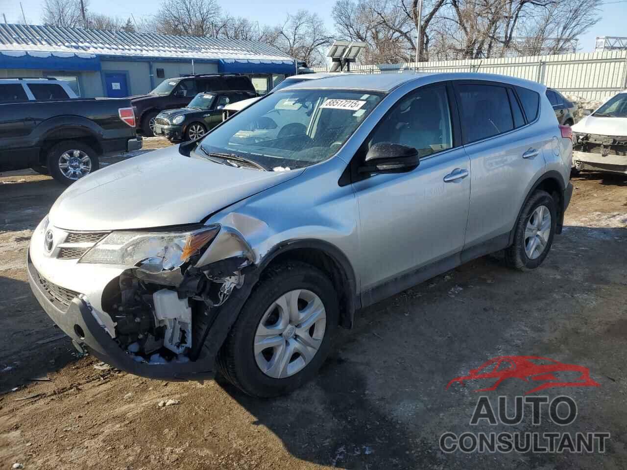 TOYOTA RAV4 2015 - JTMBFREV7FD130410