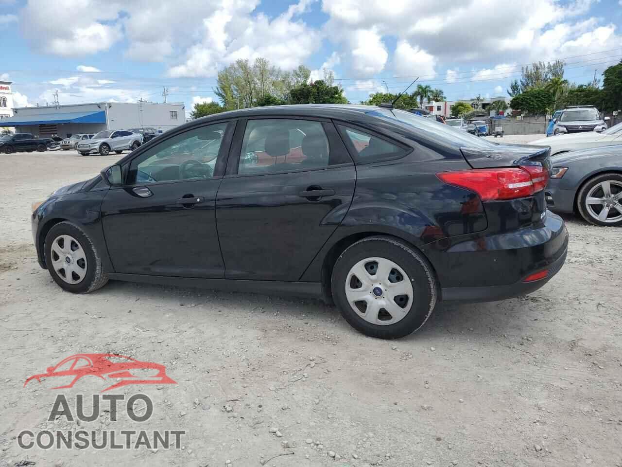 FORD FOCUS 2017 - 1FADP3E29HL231942