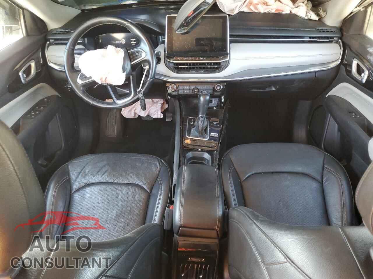 JEEP COMPASS 2022 - 3C4NJDCB9NT118596