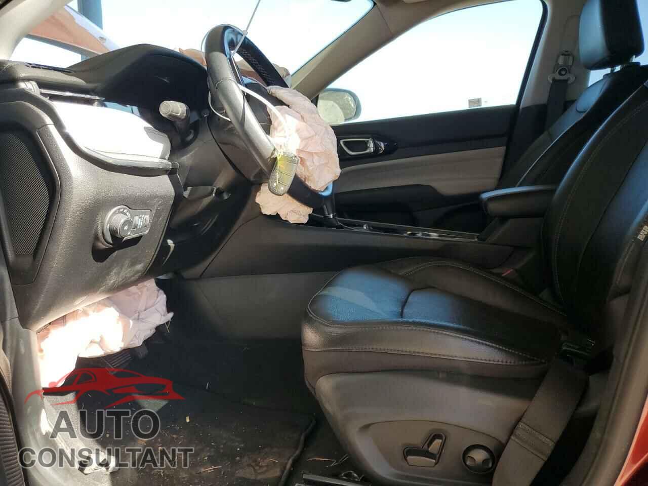 JEEP COMPASS 2022 - 3C4NJDCB6NT165729